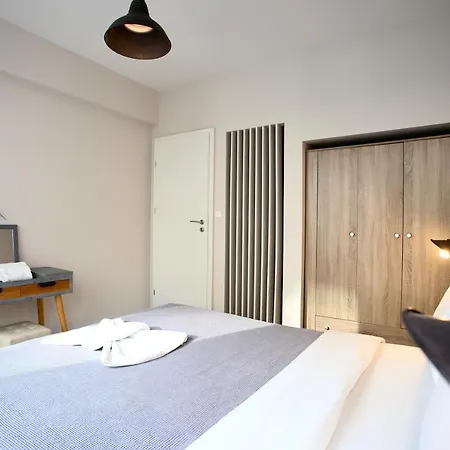 Gk Ermou Str Apartment