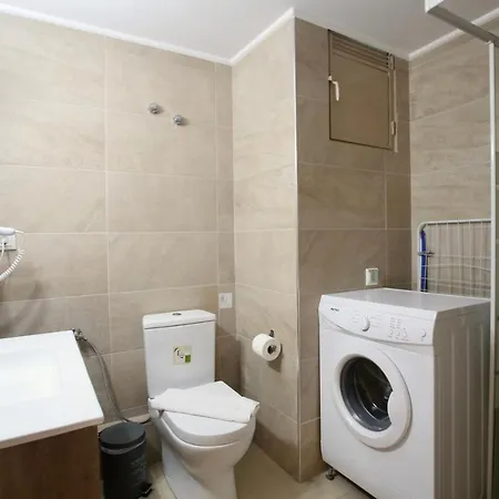 Gk Ermou Str Apartment
